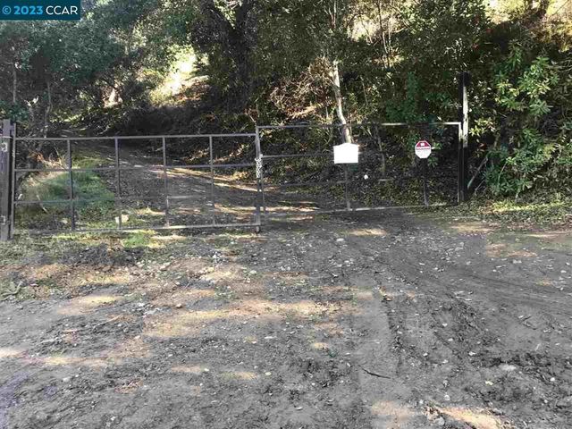 4937 Crow Canyon Rd, Castro Valley