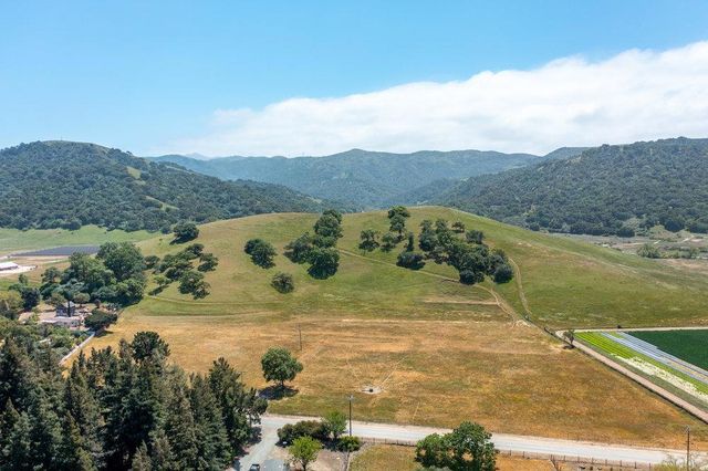 333 Mission Vineyard Road, San Juan Bautista