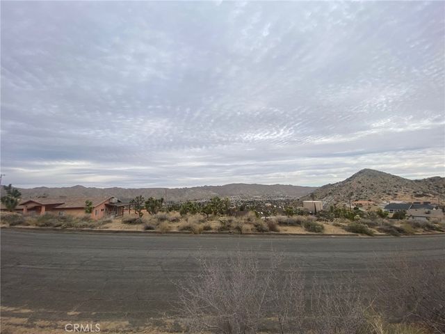 Free Gold Drive, Yucca Valley