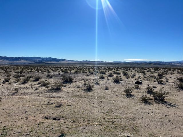 Troy Road, Newberry Springs