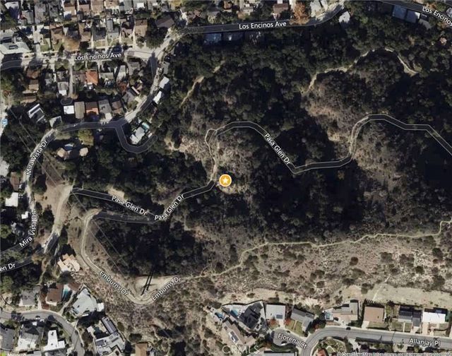 1 Pasa Glen Drive, Glendale