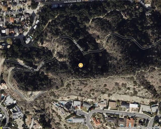 2 Pasa Glen Drive, Glendale