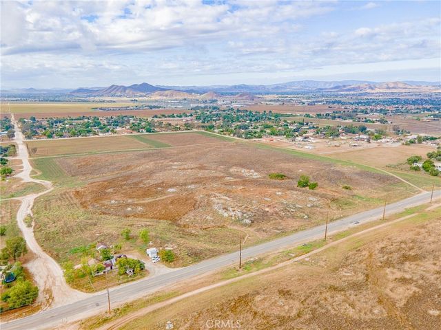 23489 Mapes Road, Romoland