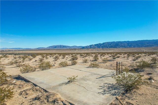 71015 Mile Road, 29 Palms