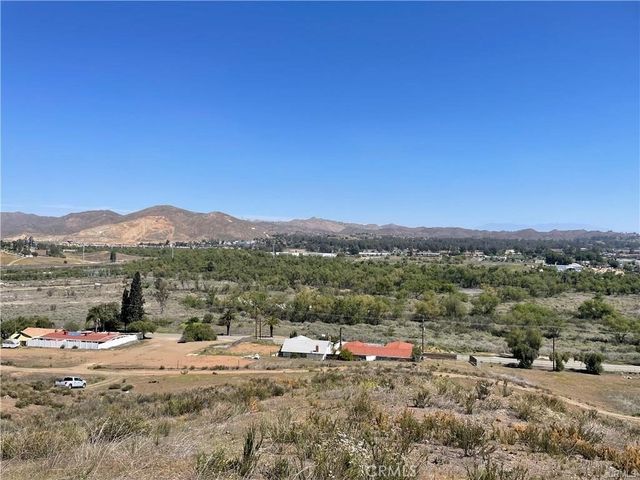19 Bay Avenue, Lake Elsinore