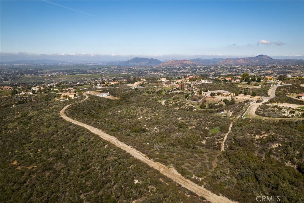 Esplendida Way, Temecula
