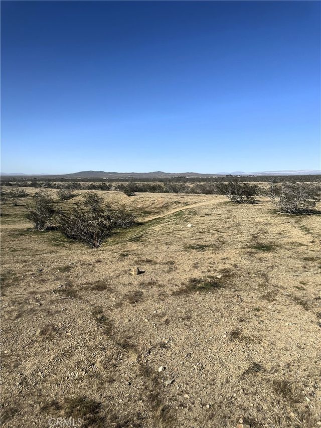 S Panamint Trail, Helendale
