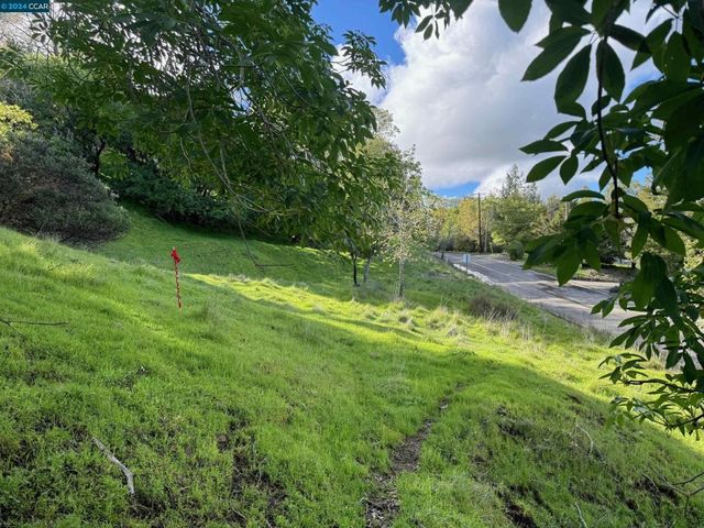 197 Country Club Lane, Napa