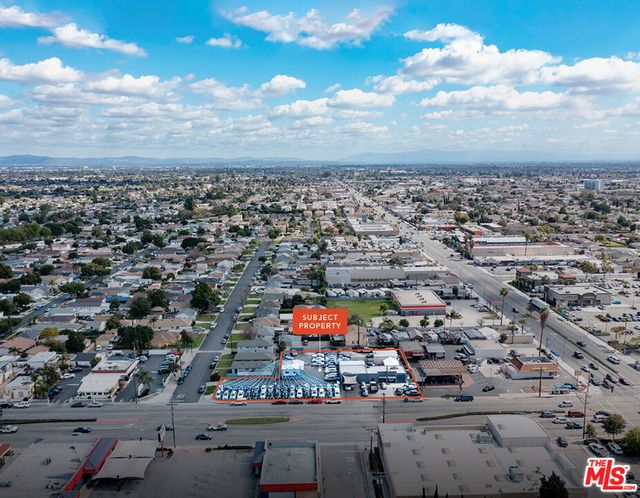 15804 Lakewood Boulevard, Bellflower