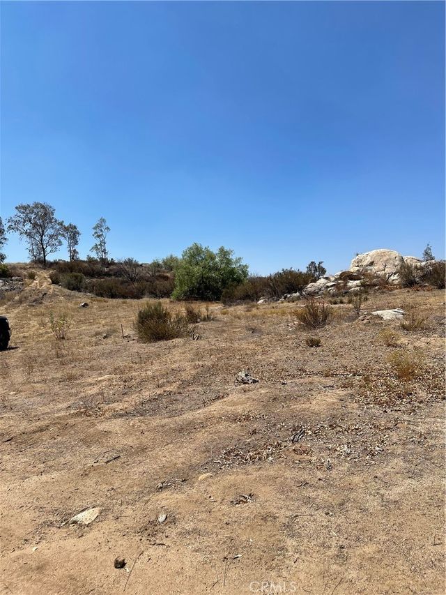 35575 Clothier Road, Hemet