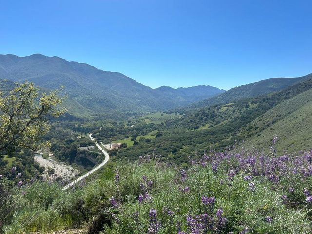 47208 Arroyo Seco Road, Greenfield