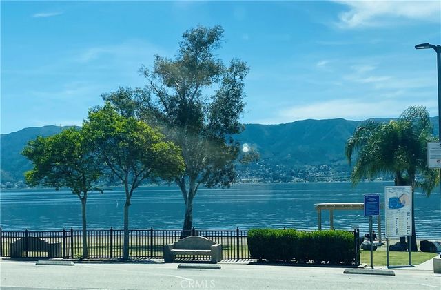 15900 Grand, Lake Elsinore