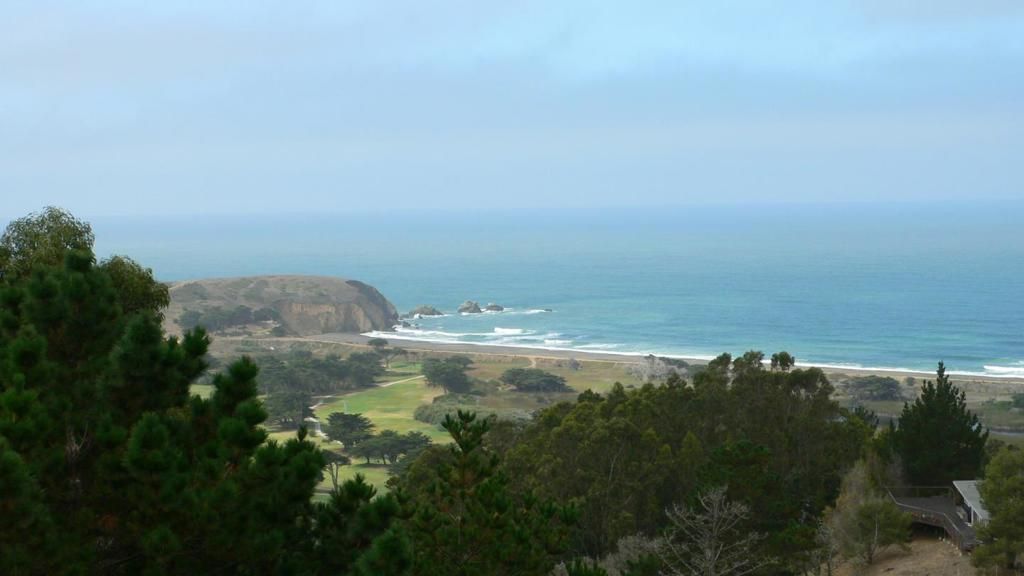 9 Gypsy Hill Road, Pacifica