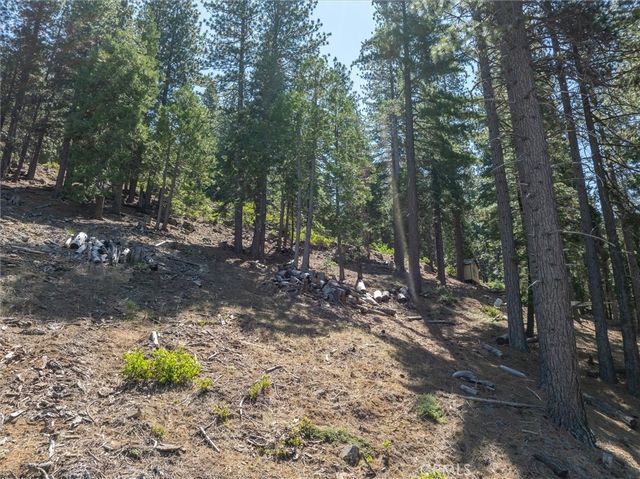 7343 Yosemite Park Way, Yosemite