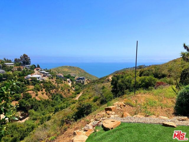2828 Mcalpine Drive, Malibu