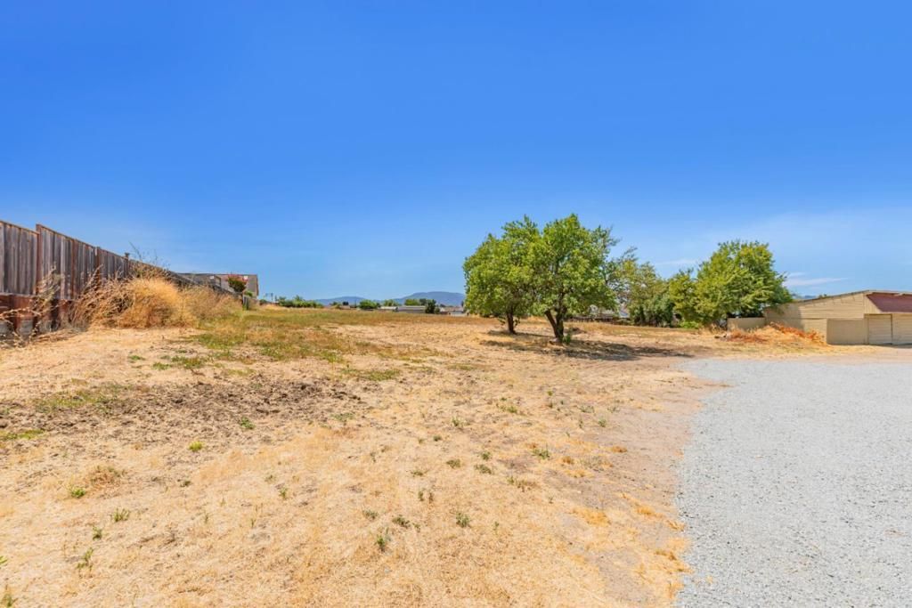 1573 Valley View Road, Hollister