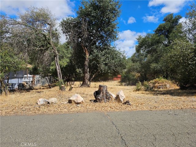 3070 10th Street, Clearlake