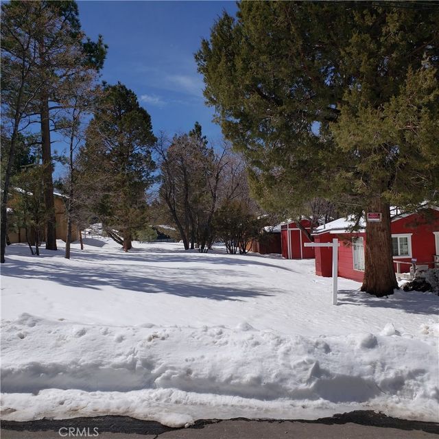 864 San Bernardino Avenue, Sugarloaf
