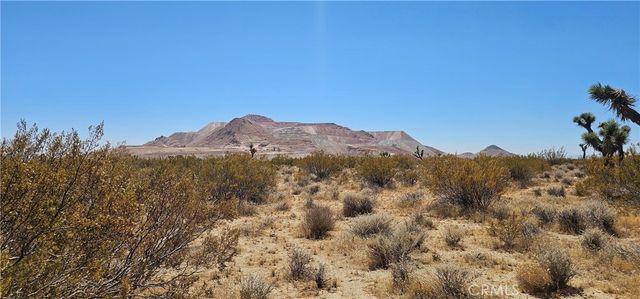 Forty Fifth Street W, Mojave