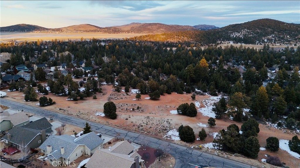 Pine Lane, Big Bear City