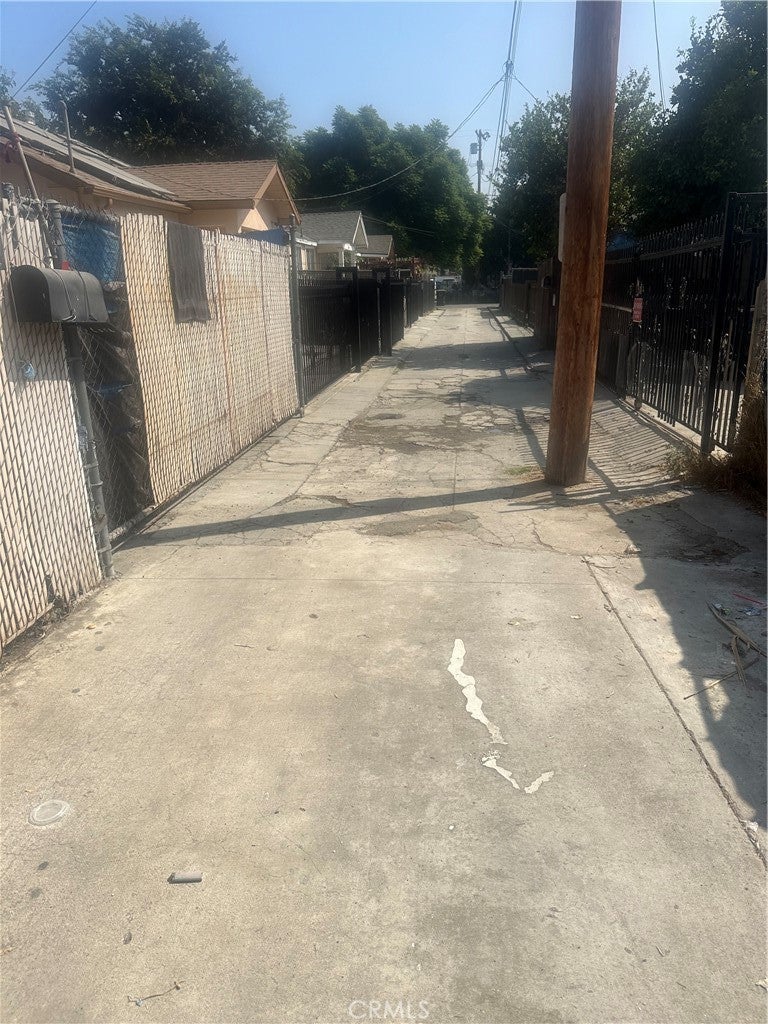 Holmes, Los Angeles CA Los Angeles Lots/Land Homes For Sale