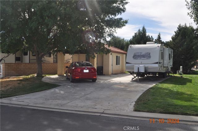 11600 Ridgemark Road, Apple Valley