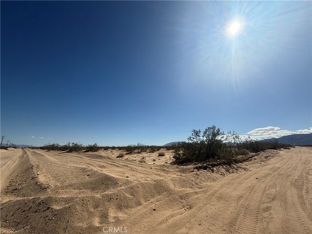 5101 Gilbert Road, 29 Palms
