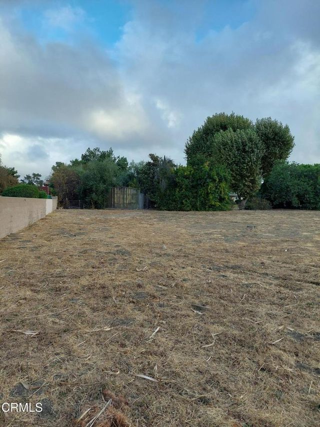 2025 Royal Avenue, Simi Valley