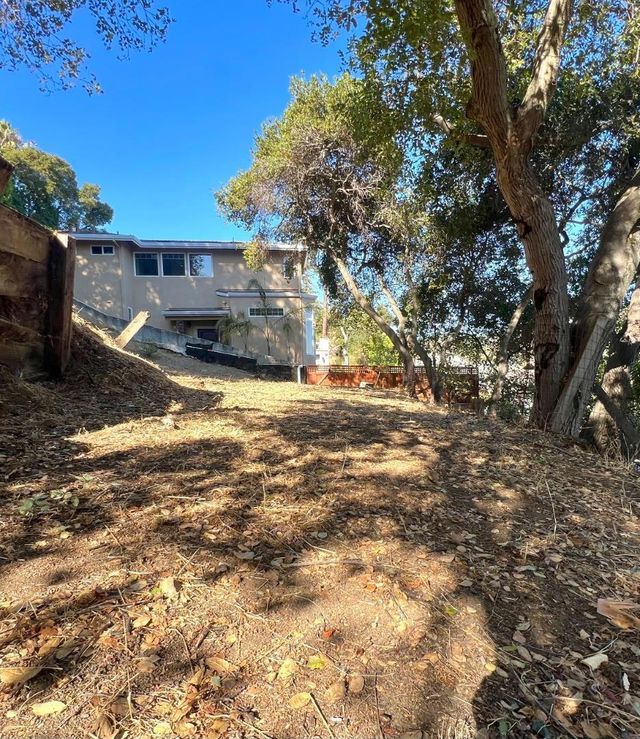 65 Madera Avenue, San Carlos