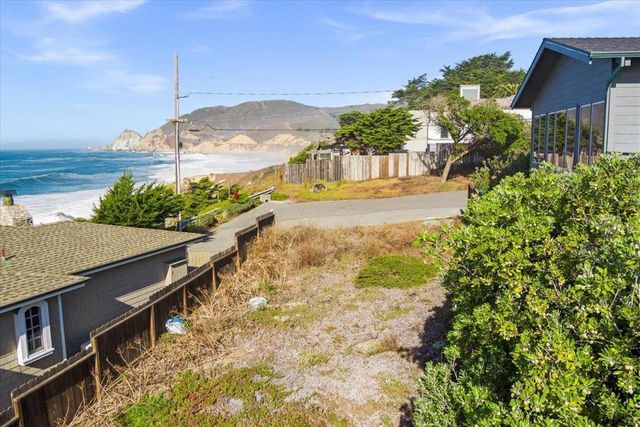 Sea Cliff Court, Montara