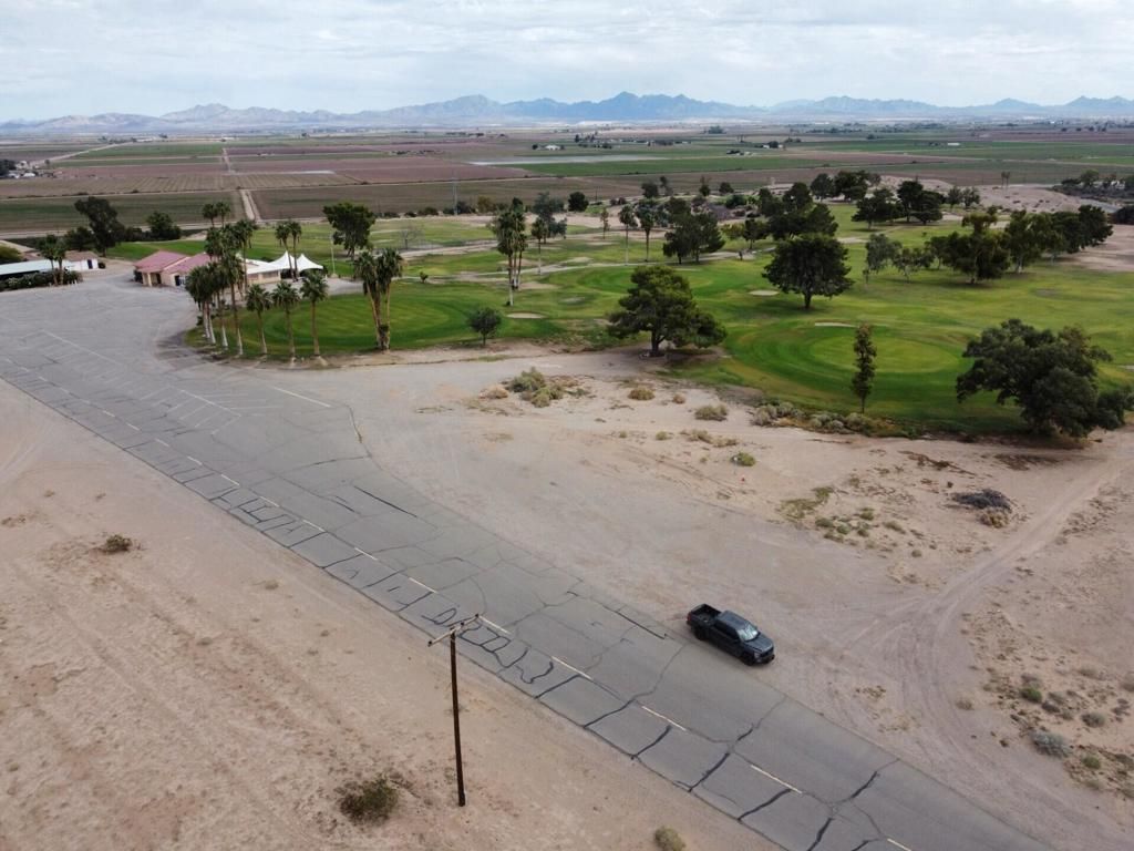Quail Run Road, Blythe
