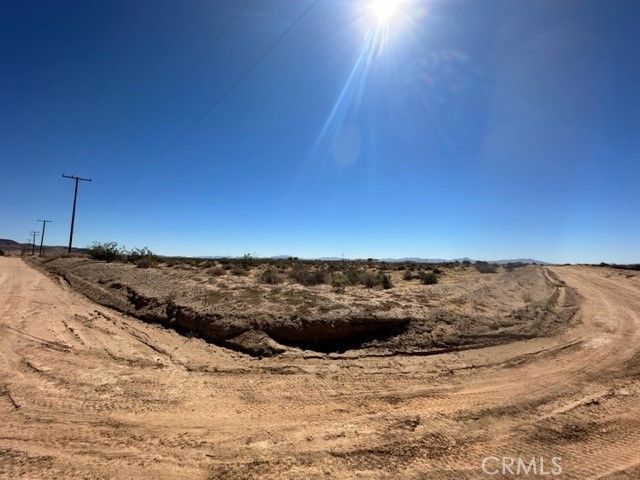 Salinas Road, Hinkley