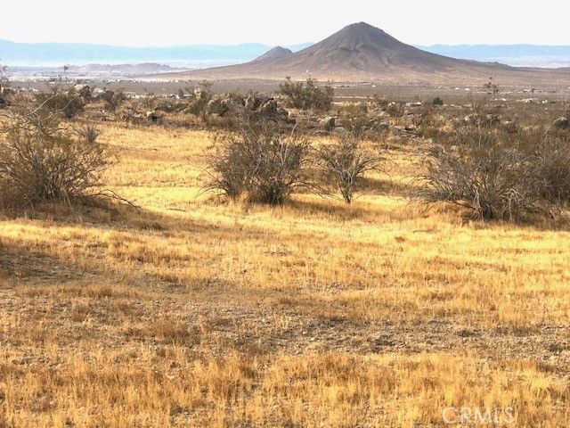 Sapota Road, Apple Valley