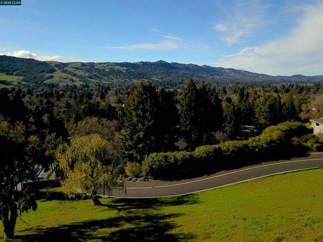 Listing photo for 336 Merrilee Pl, Danville, CA