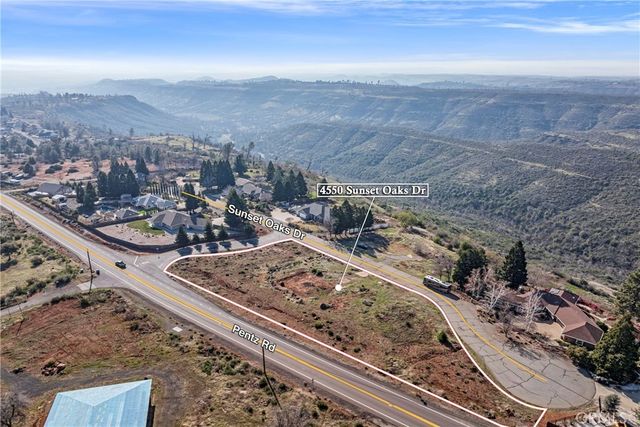 4550 Sunset Oaks Drive, Paradise