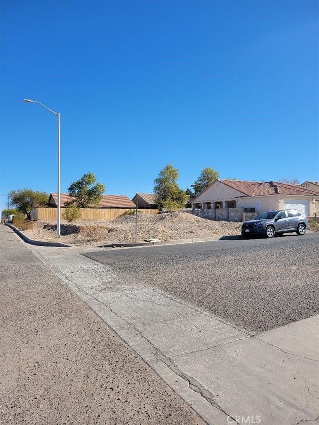 2207 Casa Loma Street, Needles