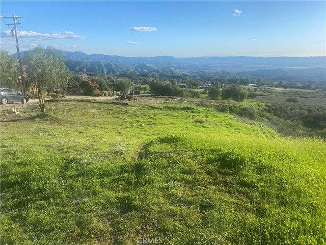 Purple Ridge Road, Sylmar