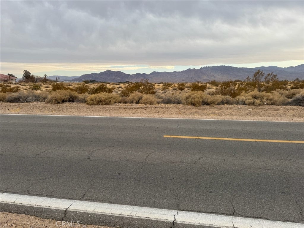 Valley Center Rd, Newberry Springs