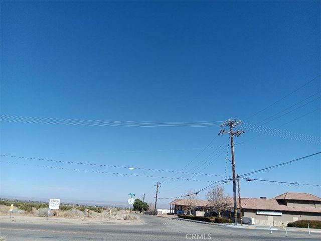 Phelan Road, Phelan