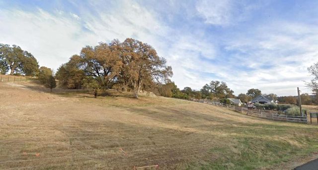 2612 Shasta Road, Clearlake Oaks