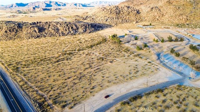 2 Highway 18, Apple Valley