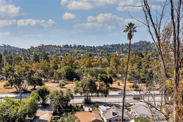 300 S Avenue 58, Highland Park
