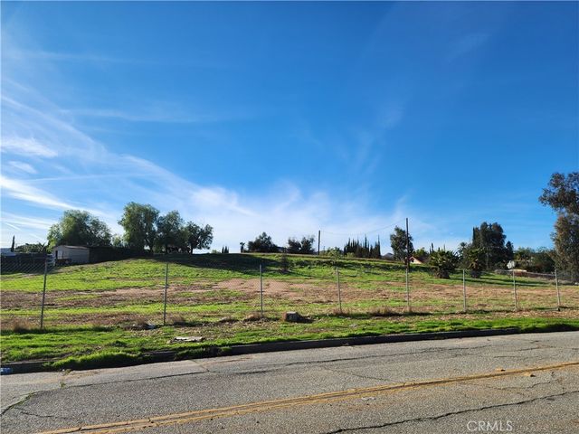 4998 Bushnell Avenue, Riverside