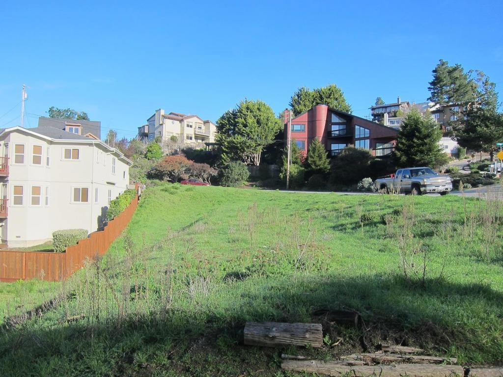 Photo of Listing #ML81995276