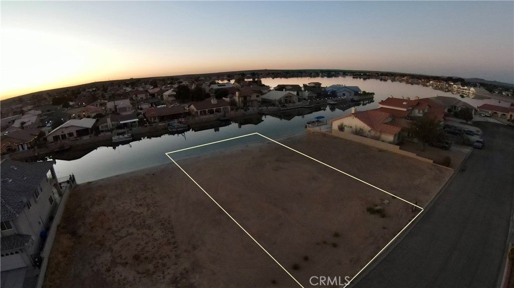 Photo of Listing #IV25044625