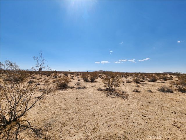 2025 Mcgarry Road, Joshua Tree