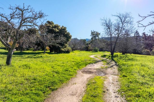 29 East Carmel Valley Road, Carmel Valley