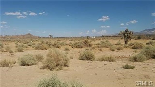 Boulder Avenue, Barstow