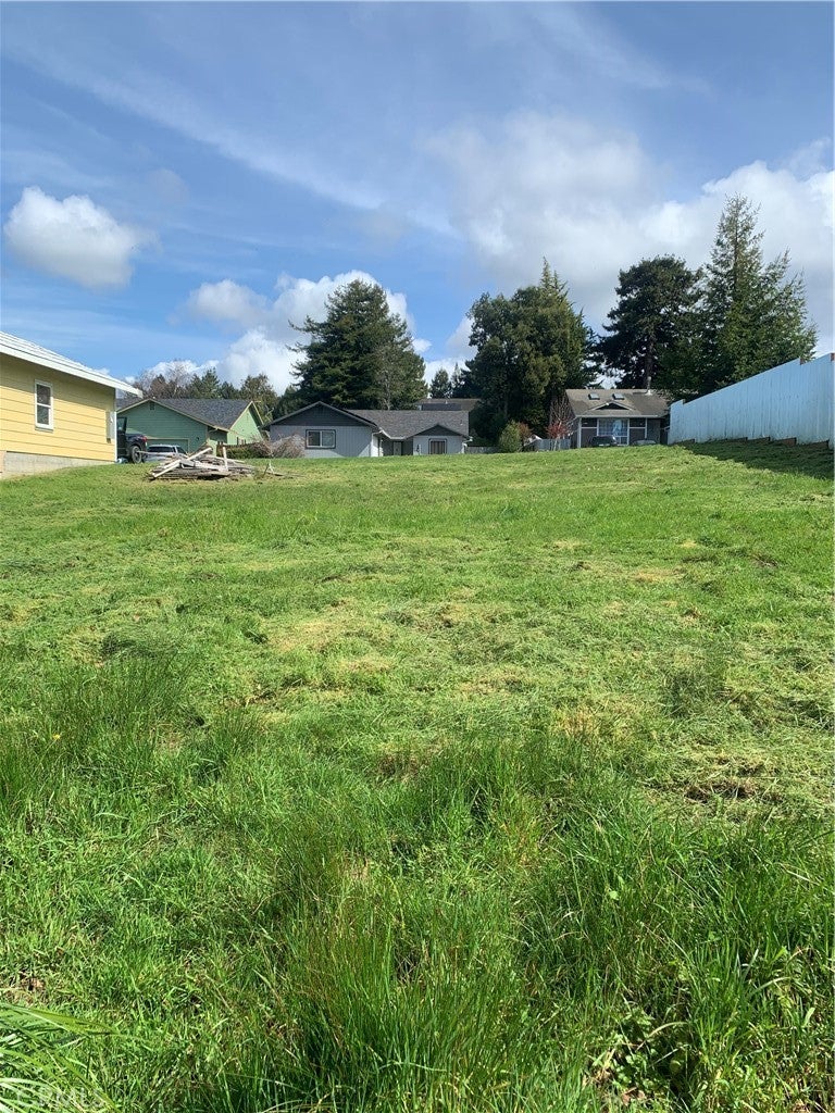 3960 Brogan Way, Eureka