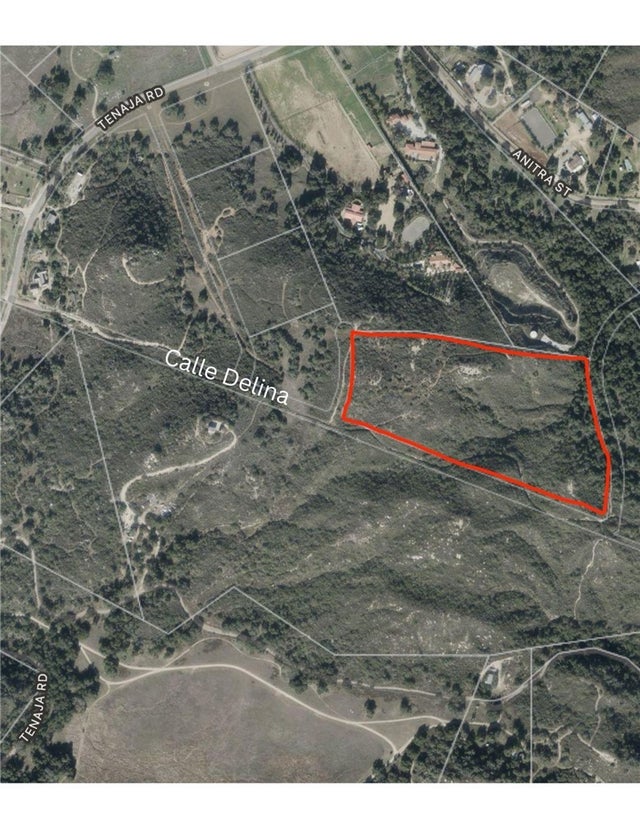 Calle Delina, Murrieta